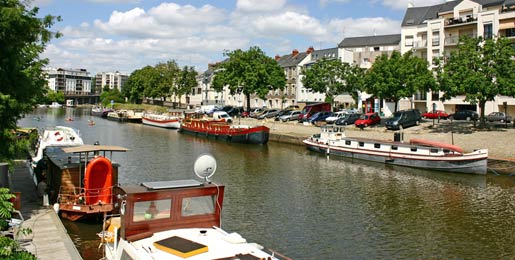 Wohnmobile mieten Nantes